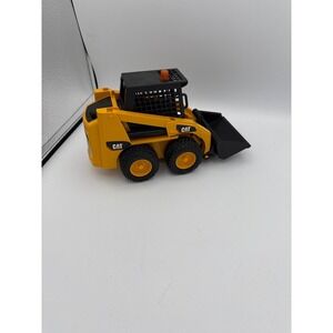 Caterpillar CAT Skid Steer Loader Toy Construction Vehicle‎ Yellow Black Plastic